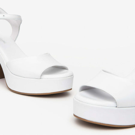 Nerogiardini donna sandali in pelle