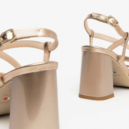 Nerogiardini donna sandali in pelle