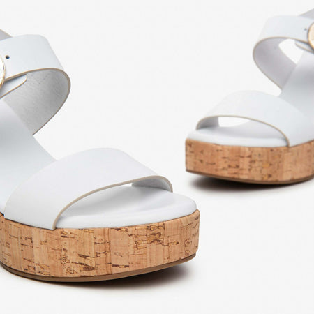 Nerogiardini donna sandalo con tacco in pelle