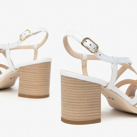 Nerogiardini donna sandalo con tacco in pelle