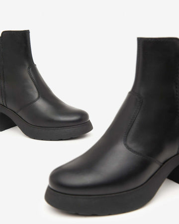 Nerogiardini donna stivaletti con tacco in pelle