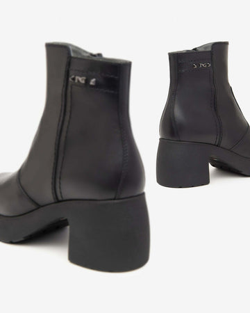 Nerogiardini donna stivaletti con tacco in pelle