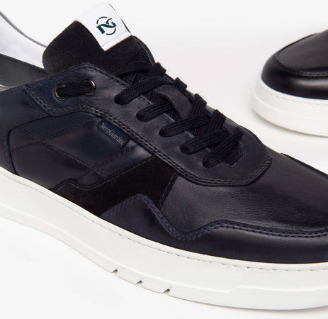 Nerogiardini Sneakers Uomo Blu In Pelle Suola Bianca Scarpa Lacci Suola in Gomma Autunno Inverno 2022/2023 I202591U