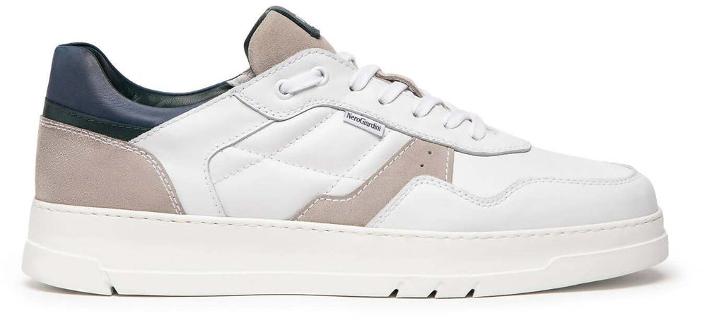 Nerogiardini Sneakers Uomo Blu In Pelle Suola Bianca Scarpa Lacci Suola in Gomma Autunno Inverno 2022/2023 I202591U