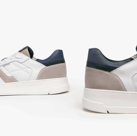 Nerogiardini Sneakers Uomo Blu In Pelle Suola Bianca Scarpa Lacci Suola in Gomma Autunno Inverno 2022/2023 I202591U