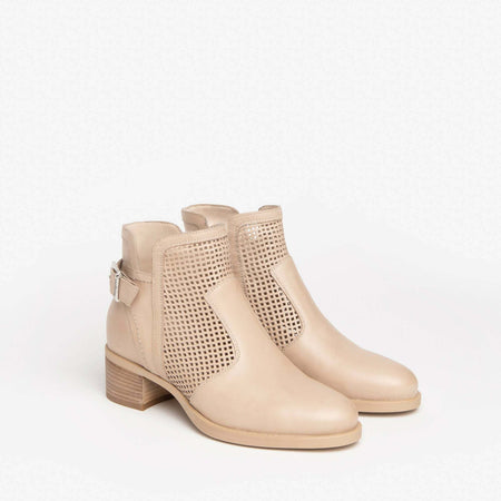 Nerogiardini Stivaletto Donna in Pelle Casual Con Tacco 4 Cm