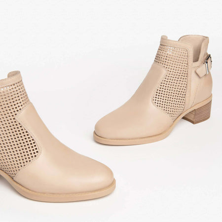 Nerogiardini Stivaletto Donna in Pelle Casual Con Tacco 4 Cm