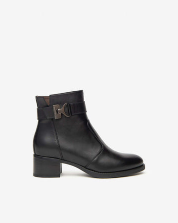 Nerogiardini Stivali Bassi Donna tronchetti in pelle I411270D