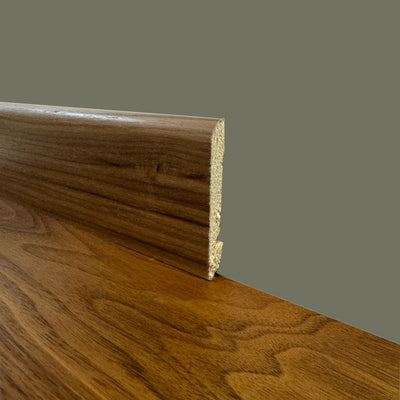 BATTISCOPA BC in legno MASSELLO impiallacciato VERO LEGNO DI NOCE 70x10 verniciato opaco poro aperto - Eternal Parquet