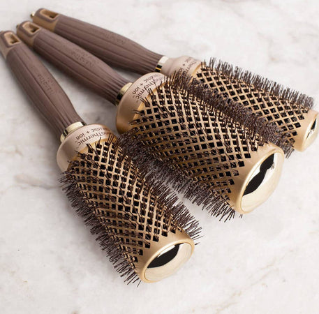 Olivia Garden NanoThermic Spazzola Termica Rotonda Capelli Antibatterica, Antistatica, Tecnologia Ceramica e Tourmaline-Ion e setole ondulate in Nylon Bellezza/Cura dei capelli/Strumenti per lo styling/Spazzole per capelli Profumeria Chèri - Locri, Commerciovirtuoso.it