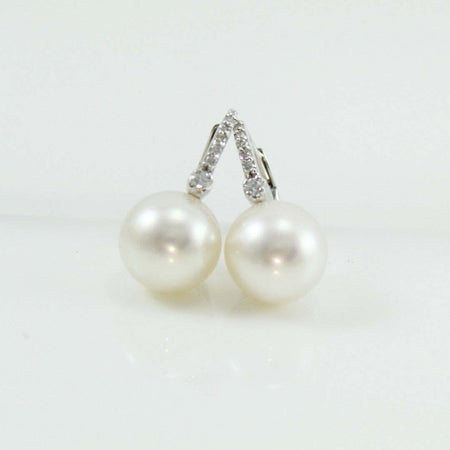 Orecchini perle Australiane monachella in oro bianco e diamanti Coscia