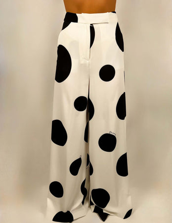 Pantaloni-Drame-con-pois-macro