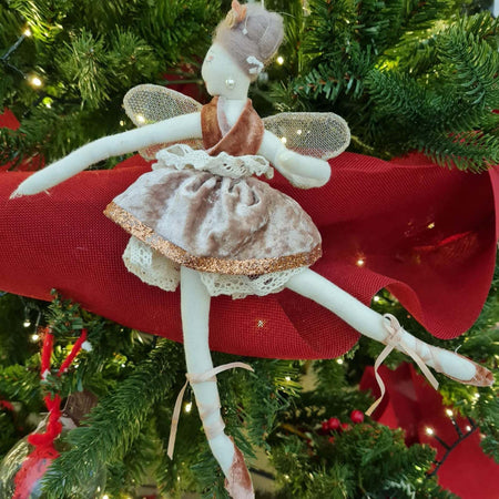 Pendaglio ballerina con tulle in velluto Rosa h 27 cm per albero di natale Casa e cucina/Decorazioni per interni/Addobbi e decorazioni per ricorrenze/Decorazioni natalizie/Addobbi e decorazioni/Palle e palline MagiediNatale.it - Altamura, Commerciovirtuoso.it