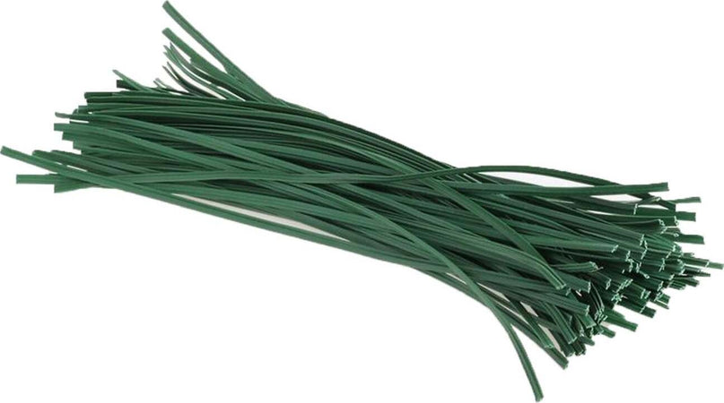 Piattina filo metallico rivestito in pvc tagliata a spezzoni per fissaggi manuali Fai da te/Utensili elettrici e a mano/Attrezzi da giardinaggio/Spaghi e fascette/Legami di torsione La Zappa - Altamura, Commerciovirtuoso.it