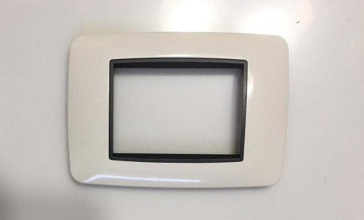 PLACCA BIANCA COMPATIBILE LIVING INTERNATIONAL 6603 PLACCHETTE COPRINTERRUTTORI