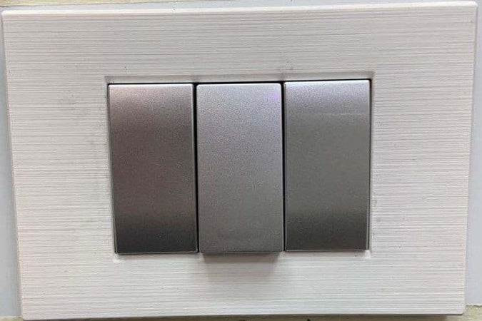 PLACCA BIANCA N.1 COMPATIBILE LIVING LIGHT - INTERNATIONAL PER IL SUPPORTO BLU ABS