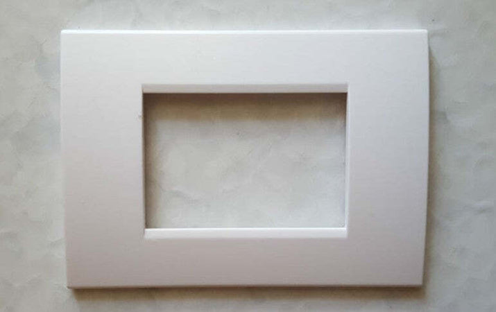 PLACCA BIANCO OPACO IN ABS PER SCATOLE RETTANGOLARI SERIE SOFT