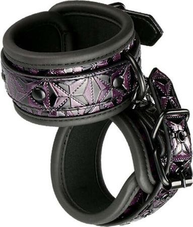 Polsini regolabili Fetish Manette Polsiere in Neoprene Regolabili 21269 Blaze Handcuff Purple Luxury Salute e cura della persona/Erotismo e contraccezione/Sex toys/Set Kondorama - Martinsicuro, Commerciovirtuoso.it