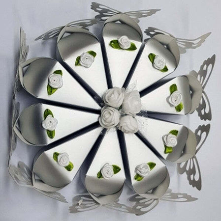 Portaconfetti-Bomboniere-Scatolina-Forma-Di-Spicchio-Torta-Con-Farfalla-Argento