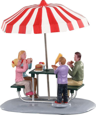 Pranzo al Parco personaggi per villaggio di Natale in Poliresina Casa e cucina/Decorazioni per interni/Addobbi e decorazioni per ricorrenze/Decorazioni natalizie/Oggettistica MagiediNatale.it - Altamura, Commerciovirtuoso.it