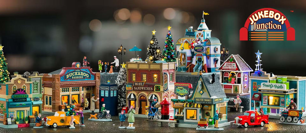 Decorazione "Trasporto dell'albero di Natale" per Villaggio di Natale e presepe, in Resina da h 11 cm