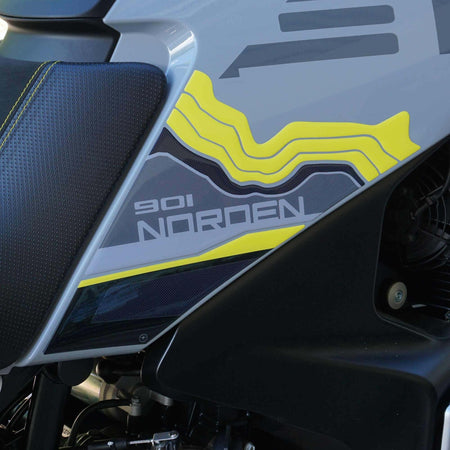 Protezioni-laterali-adesivi-serbatoio-compatibili-con-Husqvarna-Norden-901-2024