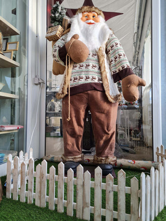 Pupazzo Babbo Natale altezza reale con Pelliccia Beige Decorazione Natalizia h 180 cm Casa e cucina/Decorazioni per interni/Addobbi e decorazioni per ricorrenze/Decorazioni natalizie/Schiaccianoci MagiediNatale.it - Altamura, Commerciovirtuoso.it
