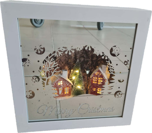 Quadro luminoso con Paesaggio Natalizio a led decorazione h 25 cm Casa e cucina/Decorazioni per interni/Addobbi e decorazioni per ricorrenze/Decorazioni natalizie/Luci natalizie/Catene luminose per esterni MagiediNatale.it - Altamura, Commerciovirtuoso.it