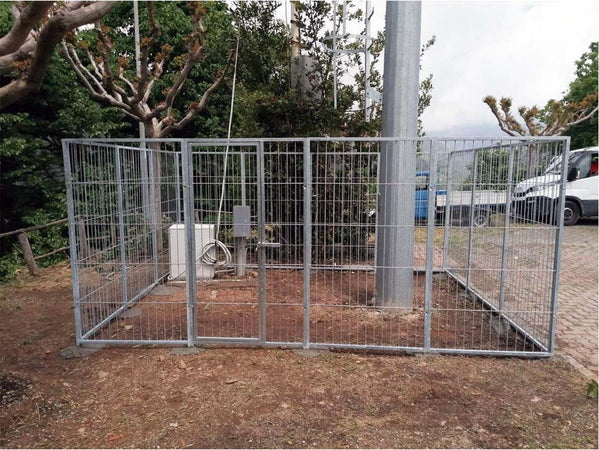Recinzione in Rete da Esterno con Zincatura Elettrolitica da 400x300x Altezza 180 Cm Fai da te/Prodotti per la costruzione/Materiali da costruzione/Pavimenti di legno e recinzioni/Materiali/Reti di acciaio zincato Ogomondo - Martina Franca, Commerciovirtuoso.it