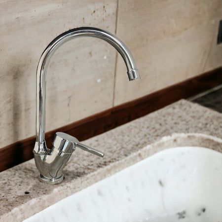 Rubinetto miscelatore con canna ombrello per cucina