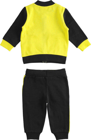 Sarabanda Tuta Completo Multicolor Giallo Nero 100% Cotone Jogging Bambino + Maglietta Girocollo Con Stampa 100% Cotone 1021276100 1201276400 Moda/Bambini e ragazzi/Abbigliamento/Abbigliamento sportivo/Completi sportivi/Tute da ginnastica Sanitaria Gioia del Bimbo - Villa San Giovanni, Commerciovirtuoso.it