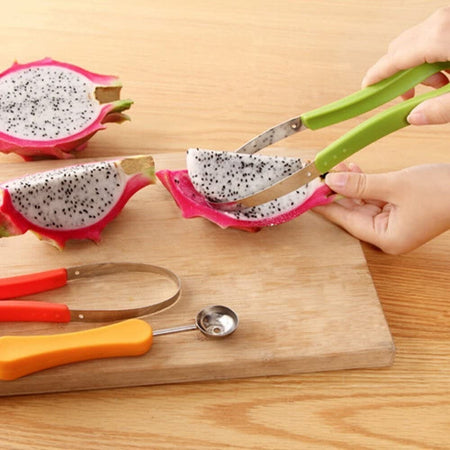 SCAVINO CUCCHIAIO MULTIFUNZIONE TAGLIO MELONE 3 IN 1 SPALLINATORE PER FRUTTA Casa e cucina/Utensili da cucina/Sbucciatori e tagliafrutta/Tagliafrutta Trade Shop italia - Napoli, Commerciovirtuoso.it