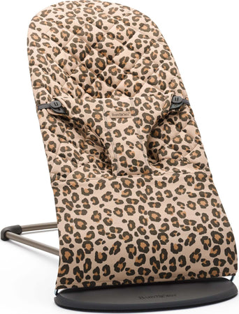 Sdraietta BabyBjörn Bliss Cotton Beige/Leopard 2021 Prima infanzia/Attività e intrattenimento/Sdraiette e dondolini La Casa Del Bebè - Napoli, Commerciovirtuoso.it