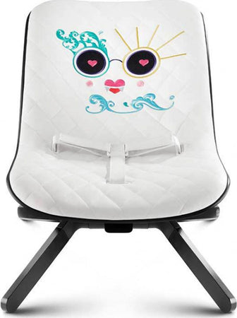 Sdraietta Cybex Wanders Fashion Collection House Bouncer Love Guru White Prima infanzia/Attività e intrattenimento/Sdraiette e dondolini La Casa Del Bebè - Napoli, Commerciovirtuoso.it