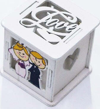 Set-12pz-Scatola-Sposi-Matrimonio-5.5x5.5cm-Legno-Bianco-Scritta-Love-Bomboniera