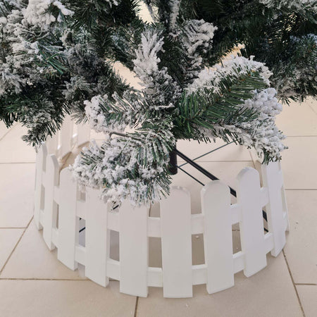 Staccionata copri base per Albero di Natale in resina bianca Ø 68 cm Casa e cucina/Decorazioni per interni/Addobbi e decorazioni per ricorrenze/Decorazioni natalizie/Basi e supporti per alberi di Natale MagiediNatale.it - Altamura, Commerciovirtuoso.it