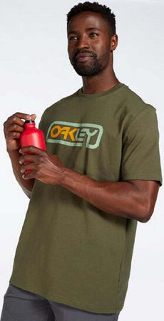 T-Shirt Uomo Oakley Locked in B1b Maniche Corte Moda/Uomo/Abbigliamento/T-shirt polo e camicie/T-shirt Snotshop - Roma, Commerciovirtuoso.it