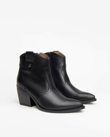 I013273D_100_03-1638x2048