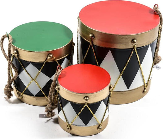 Tamburi natalizi decorativi, in metallo, decorazione per interno ed esterno, set da 3 Casa e cucina/Decorazioni per interni/Addobbi e decorazioni per ricorrenze/Decorazioni natalizie/Ghirlande e corone MagiediNatale.it - Altamura, Commerciovirtuoso.it