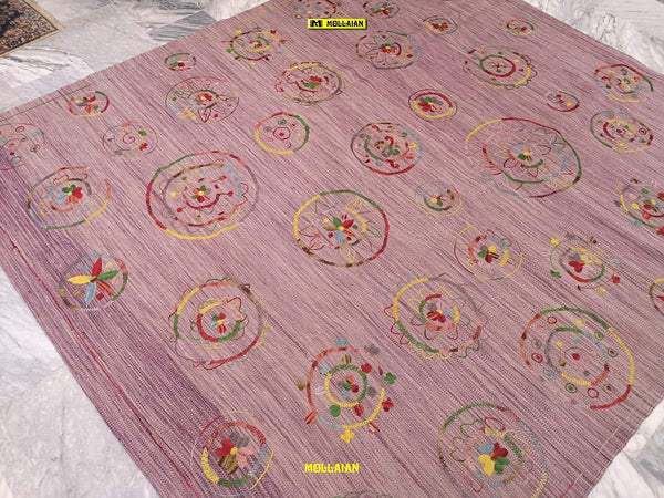 Tappeto Quadrato Lilla Raso Kilim Kaudani Susani 211x188cm Tappeto Glicine Moderno Floreale Ricamato Casa e cucina/Tessili per la casa/Tappeti e tappetini/Tappeti Mollaian Tappeti - Lecce, Commerciovirtuoso.it