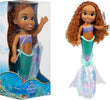 The Little Mermaid Disney Sirenetta Movie – Splendida Bambola Ariel Alta 38 Cm, Con Coda Iridescente Perlata E Pinne In Tessuto Scintillanti Giochi e giocattoli/Bambole e accessori/Bambole Fashion e accessori/Bambole Fashion Cartoleria Deja Vu - Crotone, Commerciovirtuoso.it