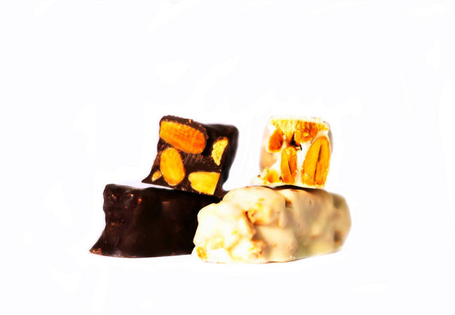 Torroncini Classici Natalizi Monoporzione Torrone Artigianale 100% mandorle intere tostate croccanti Torroncini Cioccolato Bianco Latte e Fondente 500gr Antonio Lizzi