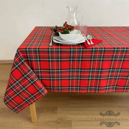 Tovaglia Tartan Rossa Fantasia per Il Natale in Misto Cotone Poliestere Casa e cucina/Tessili per la casa/Tessili da cucina/Tovaglie Puleo Casa - Palermo, Commerciovirtuoso.it