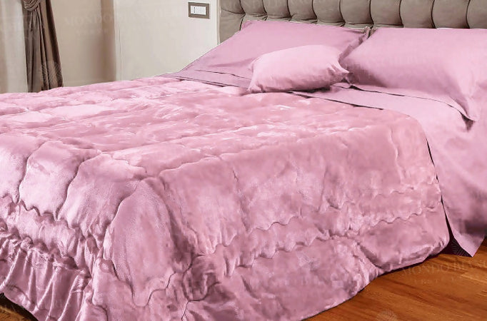 Trapunta matrimoniale effetto velluto caldissima con imbottitura anallergica sofficiosa acca 24 misura 260x260 Casa e cucina/Tessili per la casa/Biancheria da letto/Coperte e trapunte/Trapunte Puleo Casa - Palermo, Commerciovirtuoso.it