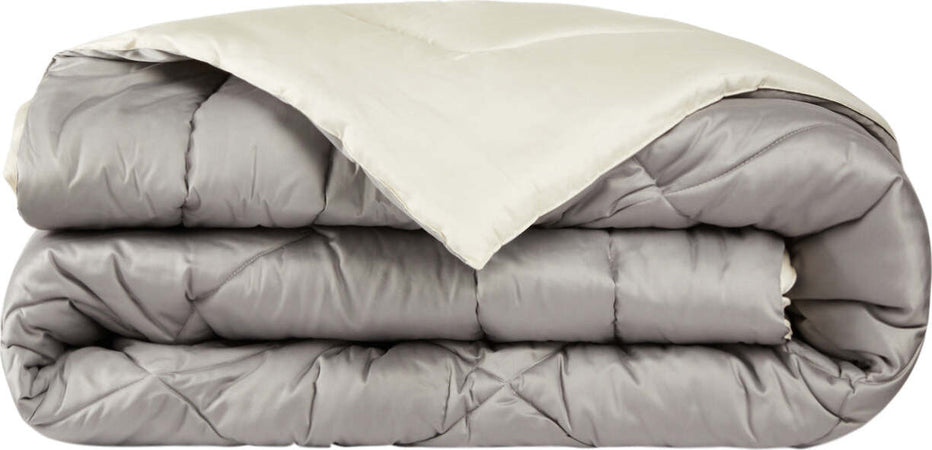 Trapunta matrimoniale Invernale bifaccia-double face in raso di puro cotone Made in Italy Beige/Grigio Fumo Casa e cucina/Tessili per la casa/Biancheria da letto/Coperte e trapunte/Trapunte Vanita di raso - Sesto San Giovanni, Commerciovirtuoso.it