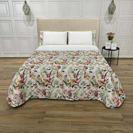 Trapuntino-matrimoniale-con-stampa-digitale-floreale-art.-Iris-colore-verde--misura:-270x270-sopra-tessuto:-100%-cotone-sotto-tessuto:-100%-cotone-Mon-Amour-made-in-Italy