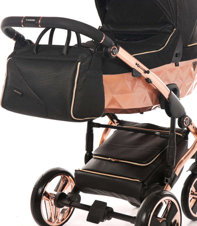 Trio Junama Diamond Mirror Satin Tessuto 3 in 1 Nero / Champagne Telaio Oro Rosa Prima infanzia/Passeggini carrozzine e accessori/Passeggini e carrozzine/Sistemi modulari La Casa Del Bebè - Napoli, Commerciovirtuoso.it
