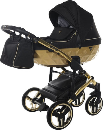 Trio Junama Diamond Mirror Satin Tessuto 3 in 1 Nero /Oro Giallo Telaio Oro Giallo Prima infanzia/Passeggini carrozzine e accessori/Passeggini e carrozzine/Sistemi modulari La Casa Del Bebè - Napoli, Commerciovirtuoso.it