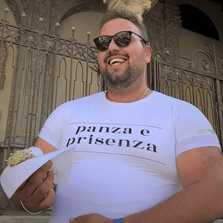 T-shirt Siciliana Unisex Bianca "Panza e Prisenza"