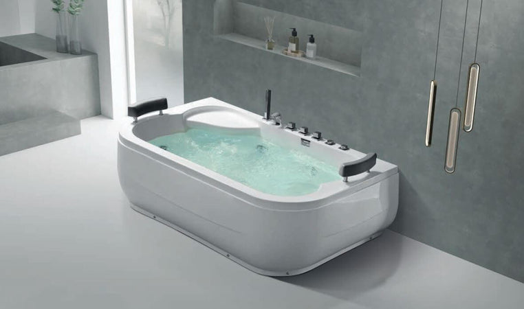 Vasca Idromassaggio Due Comodi Posti 180x110 Fai da te/Attrezzature per cucine e bagni/Attrezzature per bagni/Vasche da bagno/Vasche da bagno con piedini Shopbagno.it - Roma, Commerciovirtuoso.it